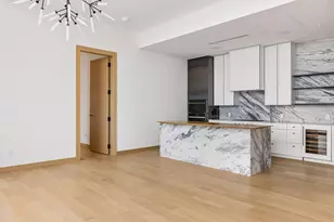 255 Hennepin Ave, Minneapolis, MN 55408 - Photo 11