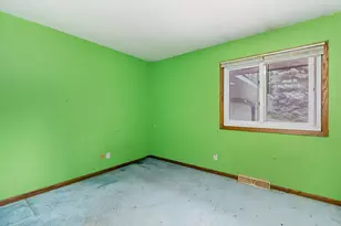 9340 Pierson Lake Dr, Chaska, MN 55318 - Photo 21