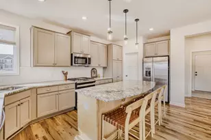 8088 Haywood Dr, Lino Lakes, MN 55014 - Photo 17