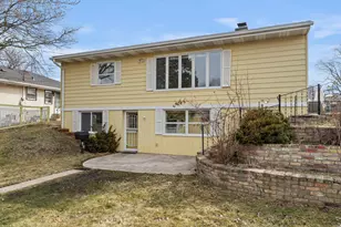 1511 Barclay St, Saint Paul, MN 55106 - Photo 9