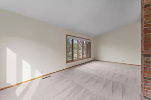 1511 Barclay St, Saint Paul, MN 55106 - Photo 13