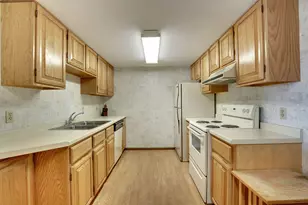 2221 Youngman Ave, Saint Paul, MN 55116 - Photo 29