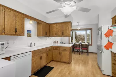 7808 Idaho Lane N, Brooklyn Park, MN 55445 - Photo 9