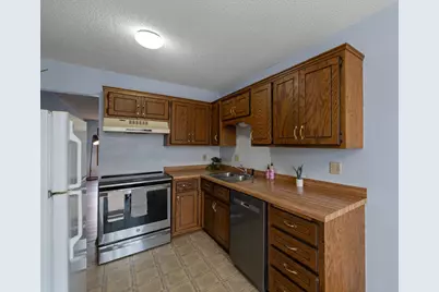 3704 Chandler Drive NE, Saint Paul, MN 55421 - Photo 7