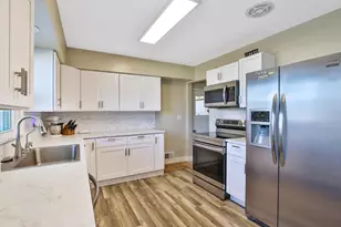 733 E Academy St, Owatonna, MN 55060 - Photo 5