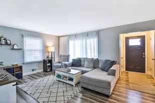 733 E Academy St, Owatonna, MN 55060 - Photo 5