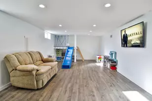 733 E Academy St, Owatonna, MN 55060 - Photo 15