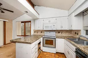 14315 Embry Path, Apple Valley, MN 55124 - Photo 5