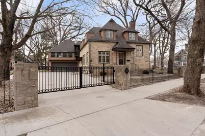 907 1st Drive NW, Austin, MN 55912 - Photo 1