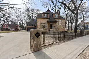 907 1st Dr NW, Austin, MN 55912 - Photo 3