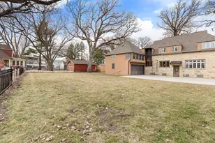 907 1st Dr NW, Austin, MN 55912 - Photo 15