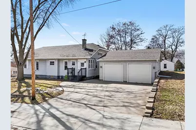 213 Boulevard Avenue NE, Montgomery, MN 56069 - Photo 1