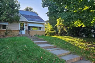 426 Griffith St, Saint Paul, MN 55106 - Photo 1