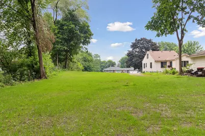 515 Farrell Street N, Maplewood, MN 55119 - Photo 11