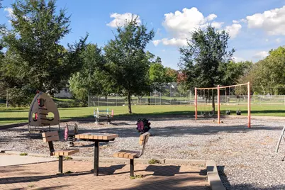 515 Farrell Street N, Maplewood, MN 55119 - Photo 19