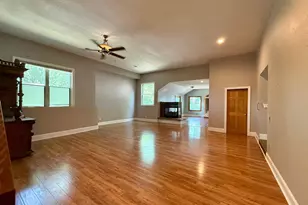 1907 S Shore Dr, Albert Lea, MN 56007 - Photo 5