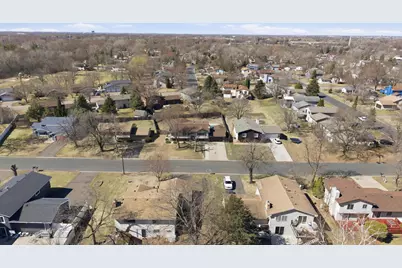 8309 Penn Avenue N, Brooklyn Park, MN 55444 - Photo 11