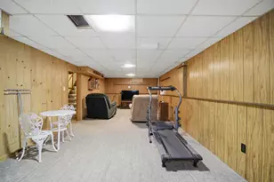 803 18th St SW, Austin, MN 55912 - Photo 31