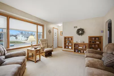 803 18th Street SW, Austin, MN 55912 - Photo 7