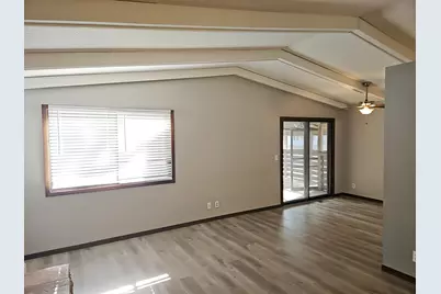 10810 Linwood Forest Drive, Champlin, MN 55316 - Photo 9