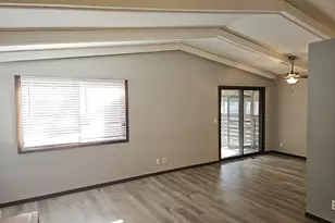 10810 Linwood Forest Dr, Champlin, MN 55316 - Photo 9