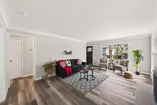 2842 Irving Ave S, Minneapolis, MN 55408 - Photo 9