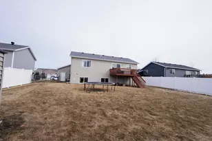 4241 17th St S, Moorhead, MN 56560 - Photo 5