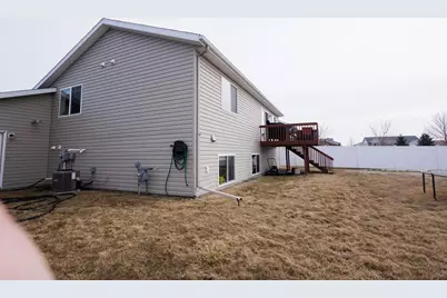4241 17th Street S, Moorhead, MN 56560 - Photo 3