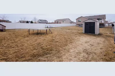 4241 17th Street S, Moorhead, MN 56560 - Photo 5