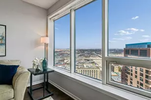 168 6th St E, Saint Paul, MN 55101 - Photo 11