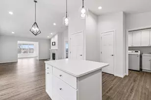1181 Hewitt Blvd, Red Wing, MN 55066 - Photo 5
