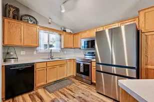 5825 Forest Blvd Trail, Wyoming, MN 55092 - Photo 3