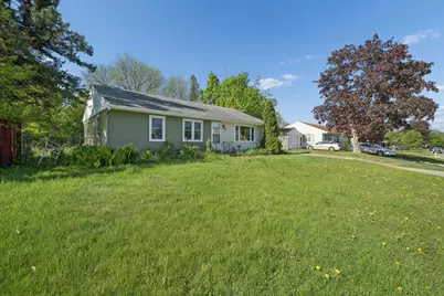 1115 10th Street SW, Faribault, MN 55021 - Photo 3