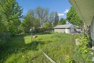 1115 10th St SW, Faribault, MN 55021 - Photo 25