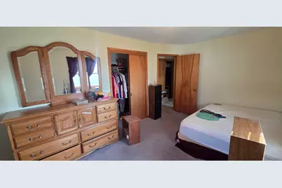 300 Central Avenue S, Hollandale, MN 56045 - Photo 15