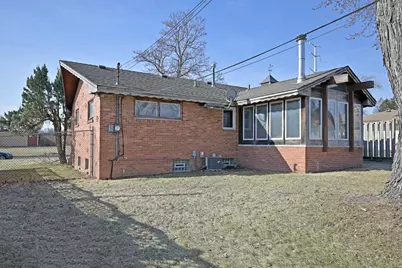 6211 Brooklyn Drive, Brooklyn Center, MN 55430 - Photo 3