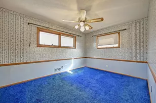 6211 Brooklyn Dr, Brooklyn Center, MN 55430 - Photo 11