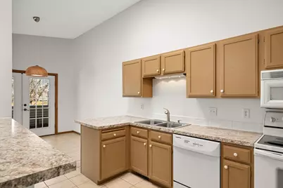 3830 Laurel Court, Eagan, MN 55122 - Photo 15