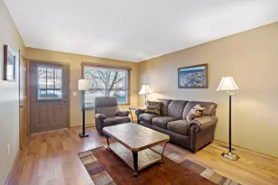 7570 15th Street Ln N, Oakdale, MN 55128 - Photo 5
