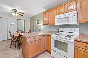 7570 15th Street Ln N, Oakdale, MN 55128 - Photo 3