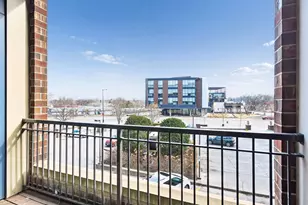 4525 Park Commons Dr, Saint Louis Park, MN 55416 - Photo 5