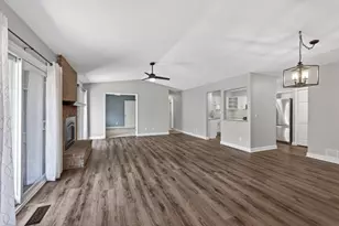 2810 Robinwood Way, Woodbury, MN 55125 - Photo 3