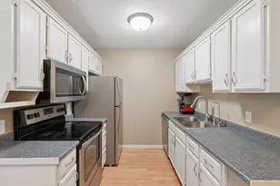 4195 W 137th St, Savage, MN 55378 - Photo 3