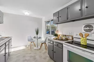 411 Dorland Pl, Maplewood, MN 55119 - Photo 3