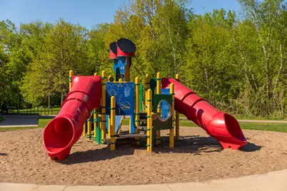 411 Dorland Place, Maplewood, MN 55119 - Photo 93