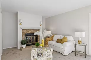 411 Dorland Pl, Maplewood, MN 55119 - Photo 7