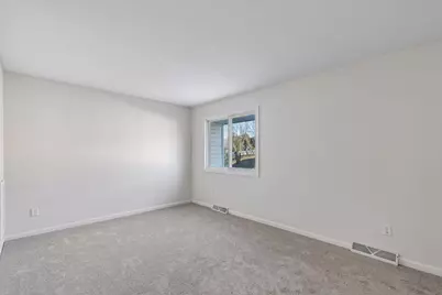 411 Dorland Place, Maplewood, MN 55119 - Photo 15