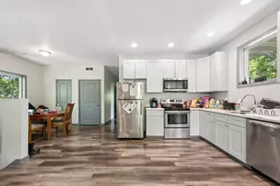 211 Belvidere St E, Saint Paul, MN 55107 - Photo 23