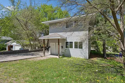 211 Belvidere Street E, Saint Paul, MN 55107 - Photo 3