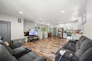 211 Belvidere St E, Saint Paul, MN 55107 - Photo 27